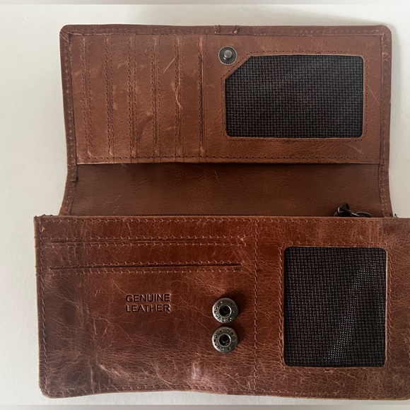 Spikes & Sparrow Brown Genuine Leather Wallet  Multi Compartment - Picture 3 of 5